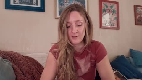 Snapshot of molly_pills chatting on June 1, 4:09 pm Molly online show from June 1, 4:09 pm