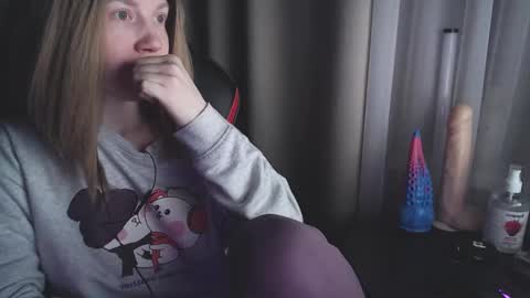 I have new photos come and see with love Molly online show from March 4, 4:06 am