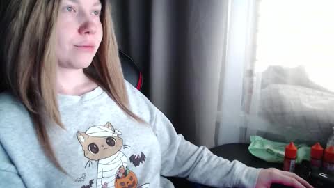 I have new photos come and see with love Molly online show from November 19, 9:53 am