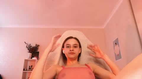 Molly online show from June 1, 6:04 am