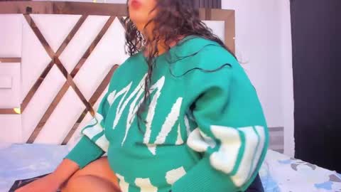 Yuli online show from June 7, 1:43 am