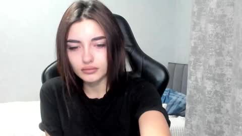 Snapshot of molly_ww chatting on November 24, 7:46 pm Molly online show from November 24, 7:46 pm