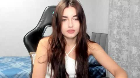 Snapshot of molly_ww chatting on November 26, 7:59 pm Molly online show from November 26, 7:59 pm