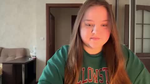 Alice online show from April 27, 2:26 pm