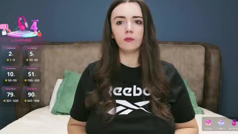 Snapshot of mollygreens chatting on October 27, 9:19 pm Molly online show from October 27, 9:19 pm