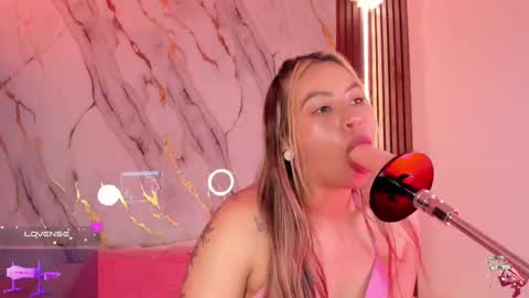 New girl Emily Valentina  Michelle online show from September 14, 2:49 pm