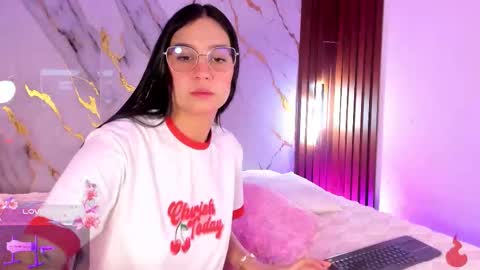 New girl Emily Valentina  Michelle online show from February 24, 8:18 pm