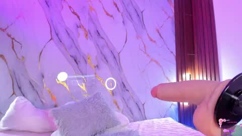 New girl Emily Valentina  Michelle online show from May 29, 4:21 am