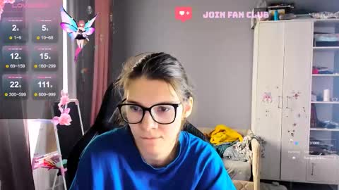  KIRA  online show from October 7, 6:43 am