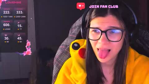  KIRA  online show from November 25, 4:51 pm