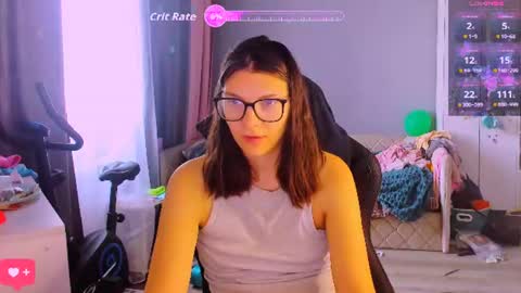 Snapshot of mollylollipop20 chatting on July 31, 7:41 am KIRA online show from July 31, 7:41 am
