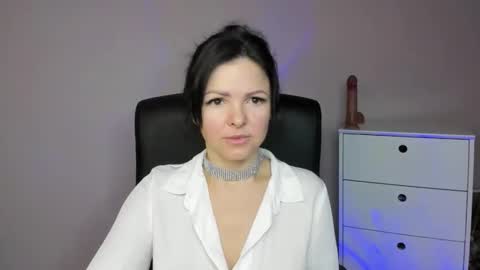 Molly online show from January 8, 8:16 am