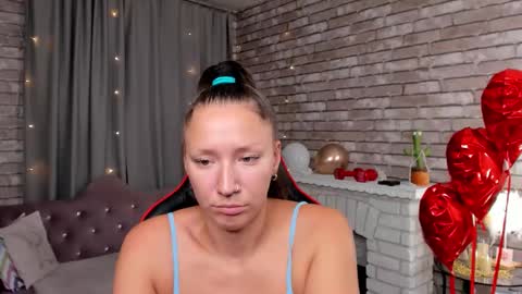 hi im Molly heregreat boobs big heart  warm pussy  online show from March 5, 1:12 am