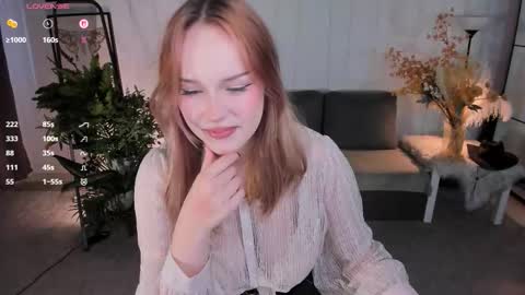 Snapshot of mollyparrk chatting on September 21, 11:34 am Molly online show from September 21, 11:34 am