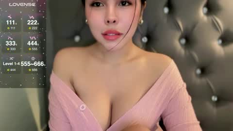 Snapshot of mollysky_smith chatting on November 5, 4:34 am molly online show from November 5, 4:34 am