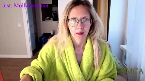 AngelMomm online show from May 28, 2:42 am