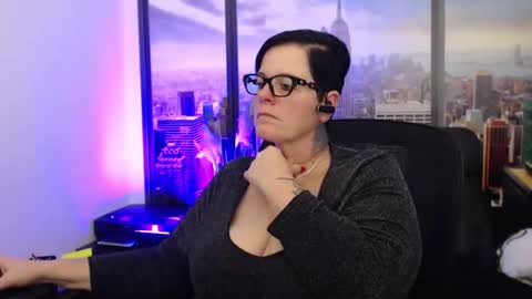 MollySun Nina Randmann online show from December 10, 6:49 pm