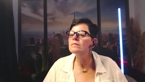 MollySun Nina Randmann online show from September 16, 4:30 pm