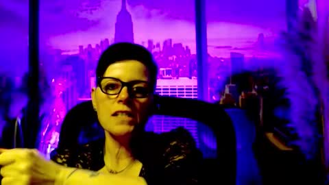 MollySun Nina Randmann online show from May 12, 4:15 pm