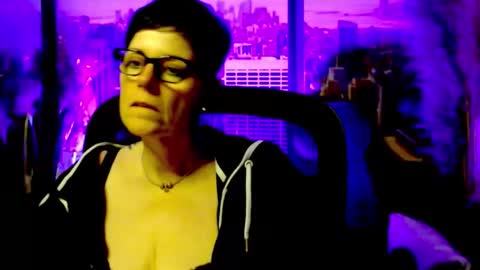 MollySun Nina Randmann online show from May 13, 6:05 pm