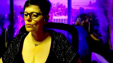 MollySun Nina Randmann online show from May 31, 4:36 pm