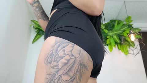 mollysweet11 online show from December 17, 4:57 pm