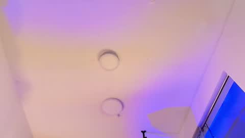 mollywoodd online show from December 17, 10:27 pm