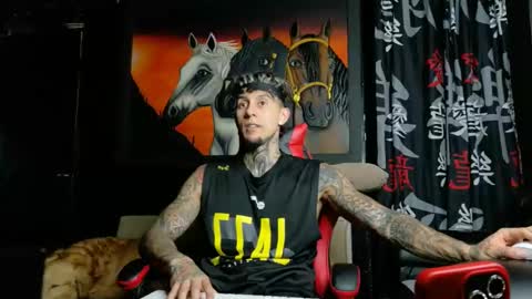 Molotov online show from October 22, 3:18 am