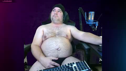 Snapshot of momentofs123 chatting on February 8, 7:38 pm momentofs123 online show from February 8, 7:38 pm