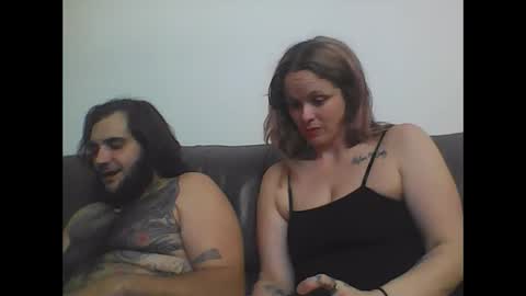 mommabearanpoppabear850 online show from February 11, 6:35 pm