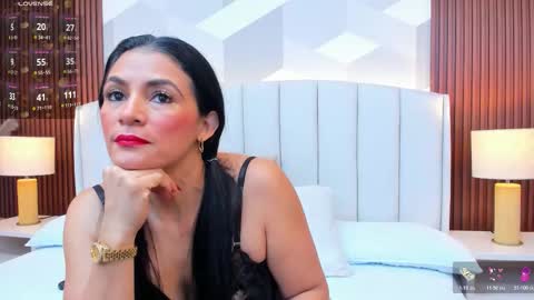 Snapshot of mommy_naughty_ chatting on October 22, 11:32 am Letty Smith online show from October 22, 11:32 am