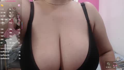 Daphne  online show from February 12, 2:56 am