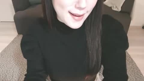 Momo online show from March 10, 2:39 am