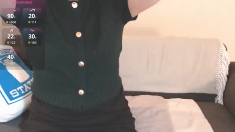 Momo online show from October 11, 12:43 am