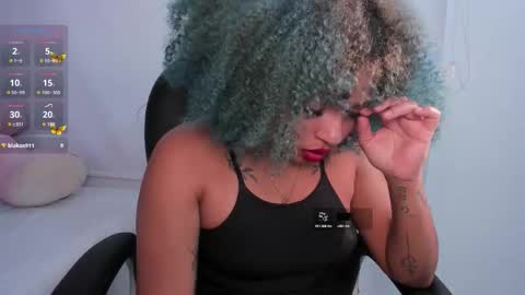 Momo  online show from March 16, 3:56 am