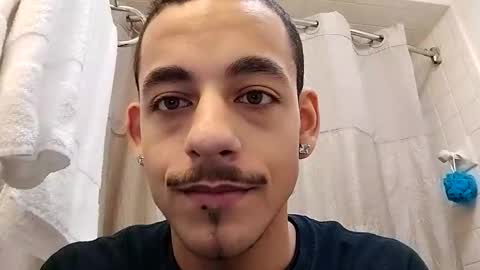 momoneyr15 online show from February 6, 4:21 pm