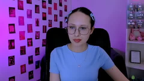 Mona  online show from July 28, 6:53 pm