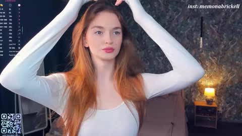 Snapshot of monabrickell chatting on November 21, 7:12 pm Mona online show from November 21, 7:12 pm