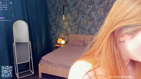 Snapshot of monabrickell chatting on November 26, 7:04 pm Mona online show from November 26, 7:04 pm