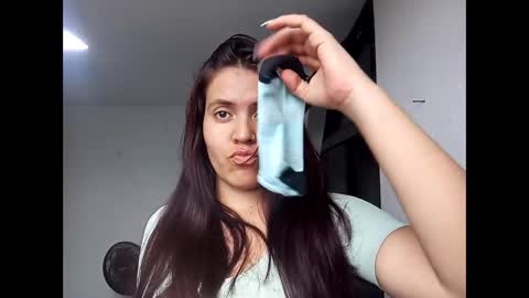 monalia17 online show from January 5, 7:39 pm