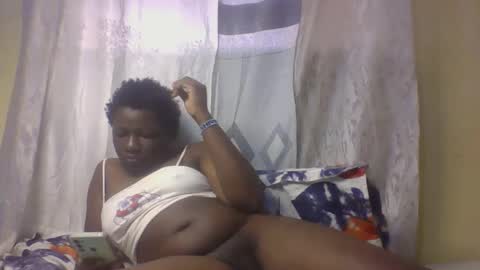 monalisaah online show from September 17, 1:35 pm