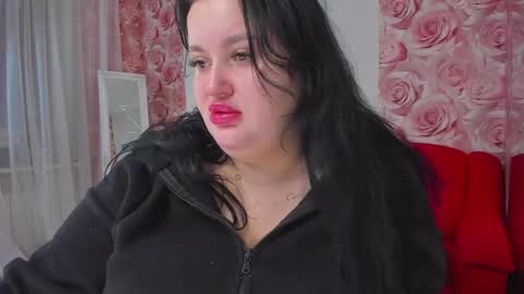 Monica online show from December 8, 6:33 am