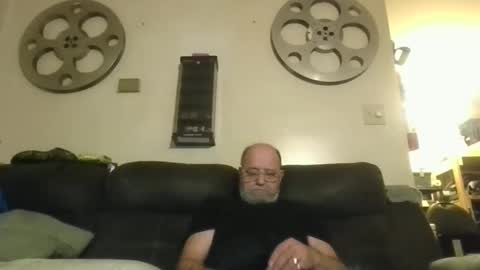 mondaymonday online show from January 5, 10:32 am
