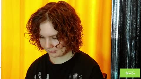 Hello world im Eva D glad to see u here all D online show from April 8, 11:05 pm