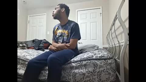 moneyboysaveg548 online show from March 15, 11:33 pm