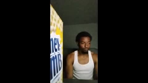 Snapshot of moneyovafame1994 chatting on March 30, 1:39 am moneyovafame1994 online show from March 30, 1:39 am