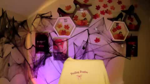 sweet girl and shine body online show from October 2, 6:53 am