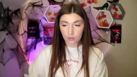 sweet girl and shine body online show from October 9, 9:07 am