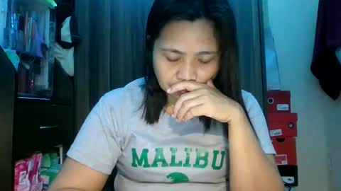 Snapshot of monicabrave79 chatting on February 27, 12:54 am monicabrave79 online show from February 27, 12:54 am
