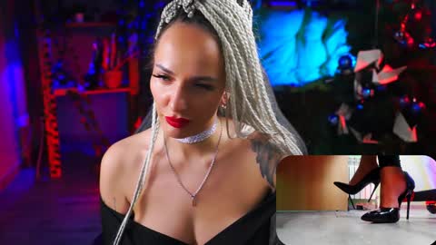 Monika online show from January 11, 3:52 pm